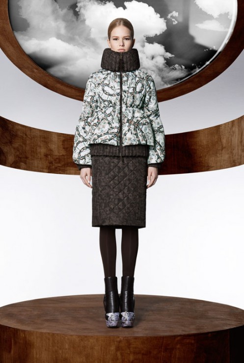 la_collection_moncler_m_par_mary_katrantzou__disponible____partir_du_mois_d_ao__t_dans_les_boutique_moncler____travers_le_monde_738340412_north_545x.1